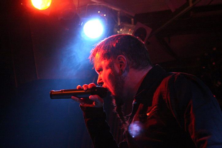 071018201855_01_engel1.jpg