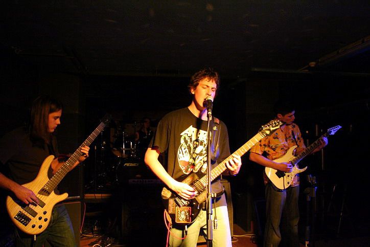 080114220352_1_use_less5.jpg