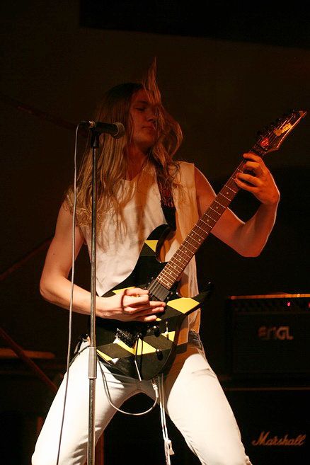 081004164849_1thraw05.jpg