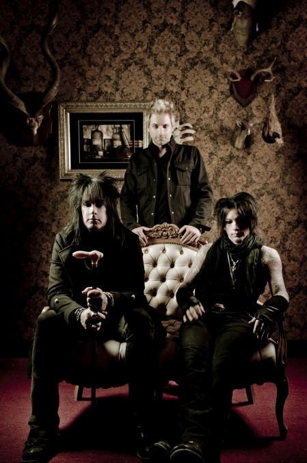 Sixx A.M.