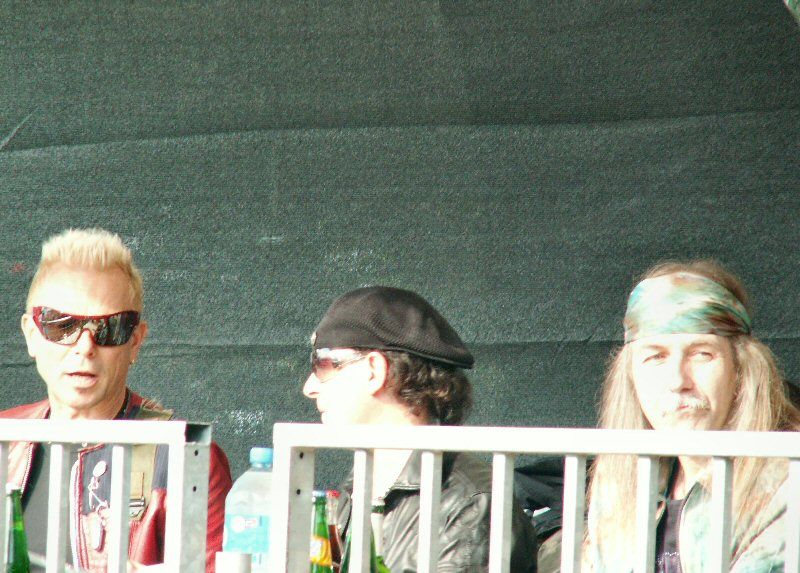 2006 Wacken 005 Scorpions signing session.jpg