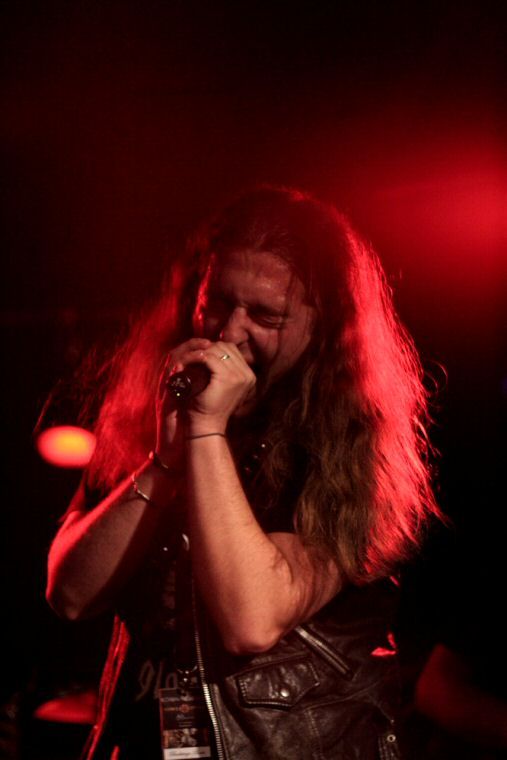 20090512_1_burningblack2.JPG