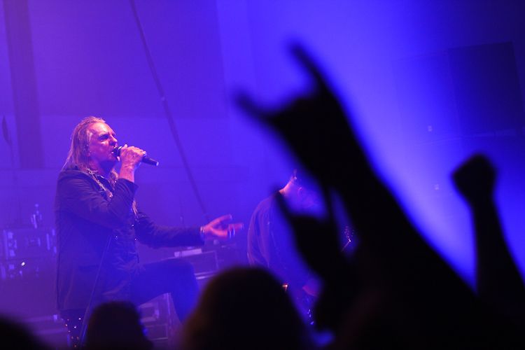 201007_byh_001_Saxon.jpg