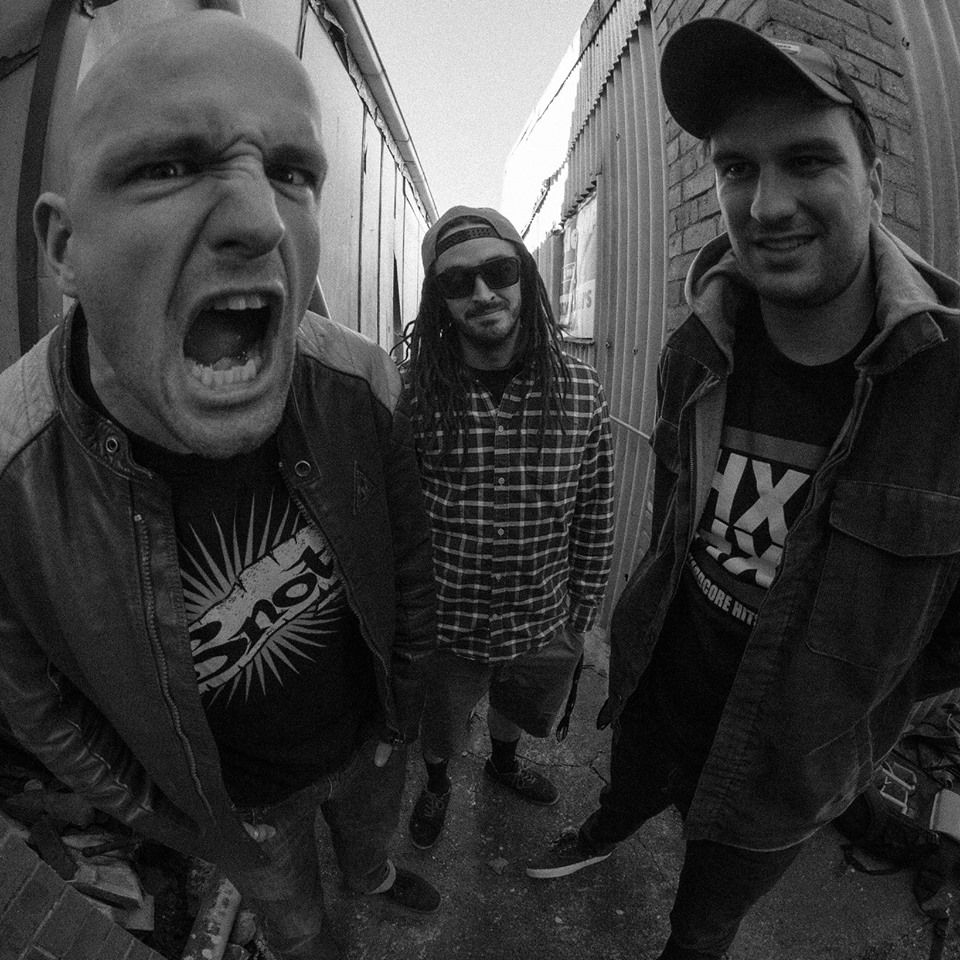 Avstralci Black Rheno z videom za skladbo No Time For Numb Nuts