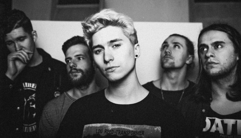 Holding Absence z novim videospotom