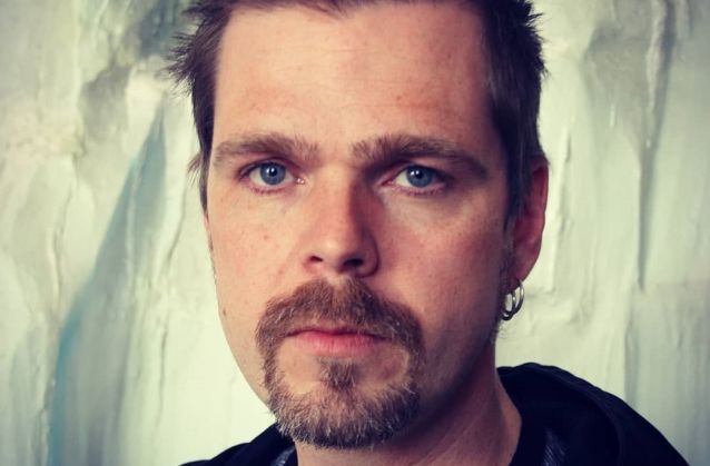 Borknagar so ostali brez vokalista