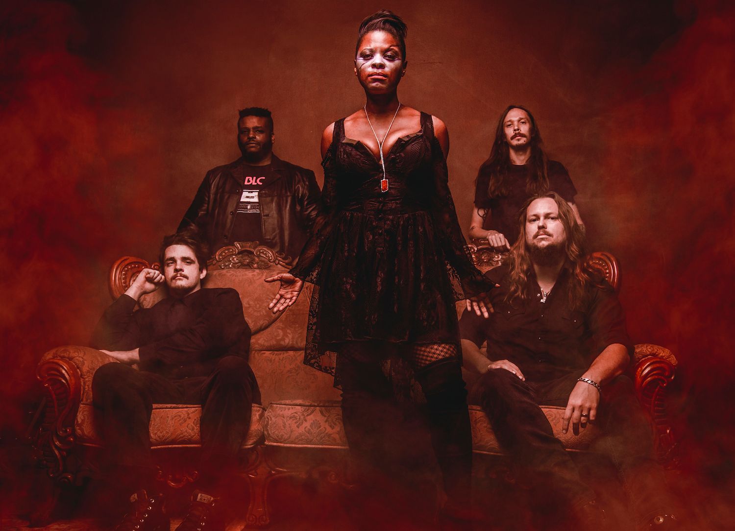 Old Blood predstavljajo videospot za nov single