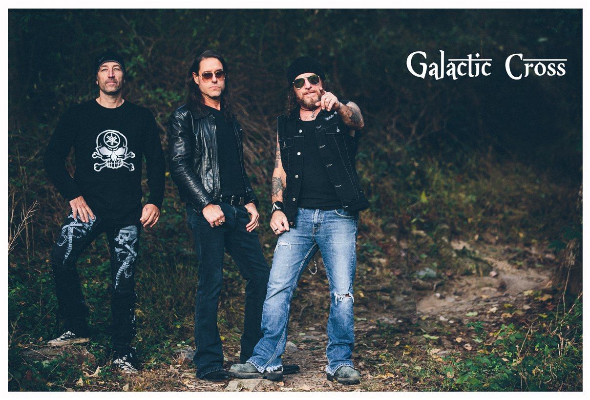 Galactic Cross konec januarja z debitantskim LP-jem
