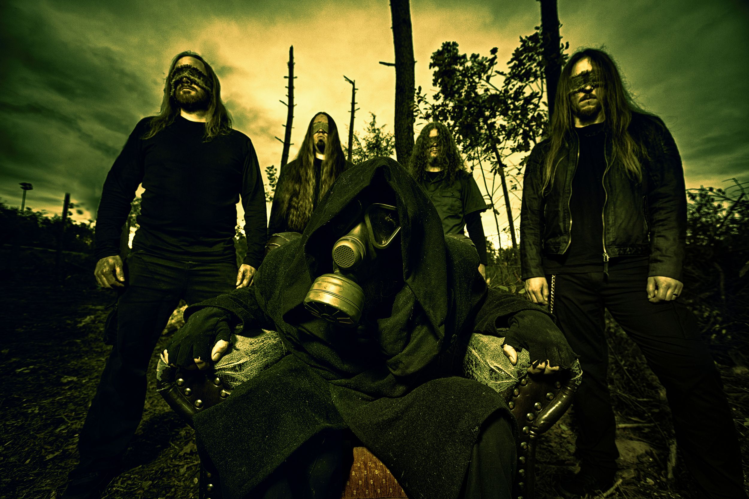 Disbelief posneli videospot za The Ground Collapses