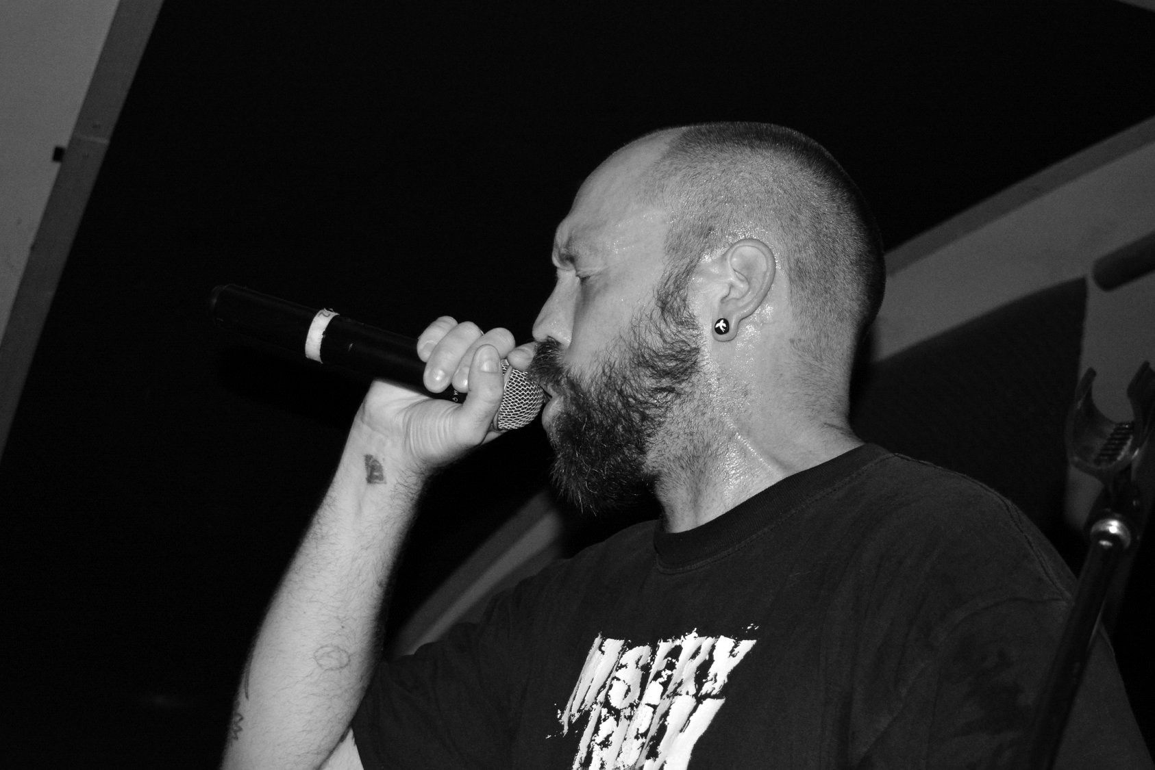 Altar Of I z videom za novo verzijo skladbe Resurrection
