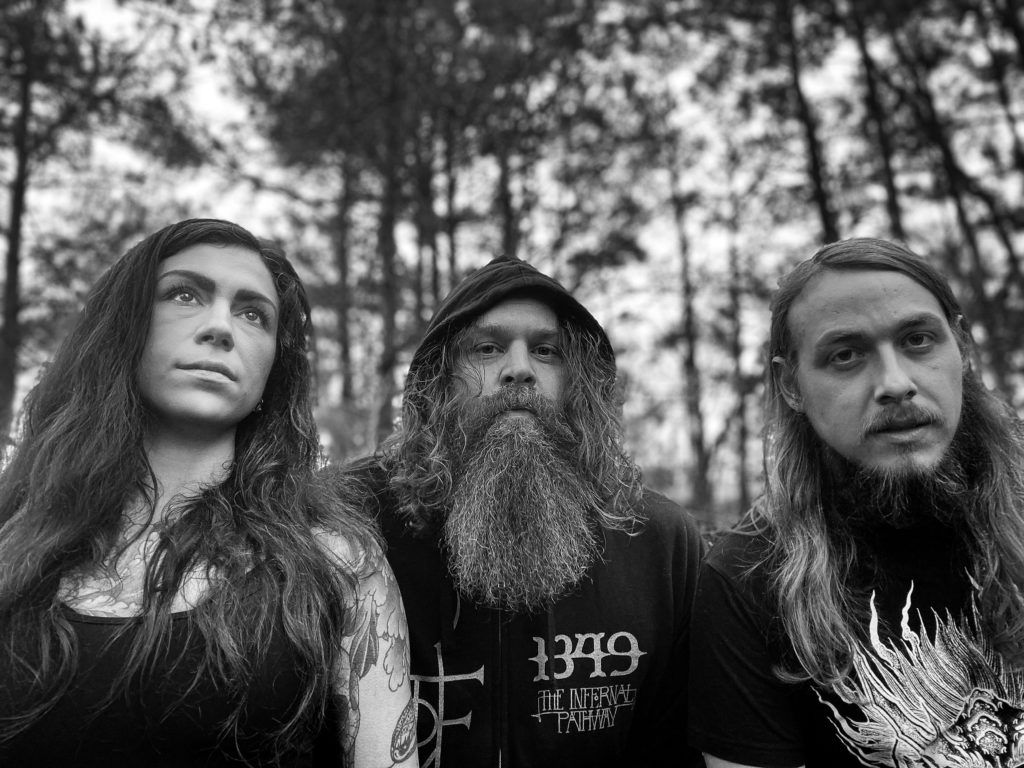 Yatra predstavljajo nov single Tyrant Throne