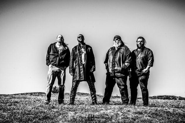 Spiral Grave najavili dolgo pričakovani debitantski album