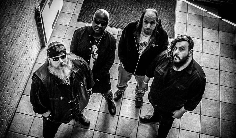 Spiral Grave s svežim videom za Nightmare On May Eve