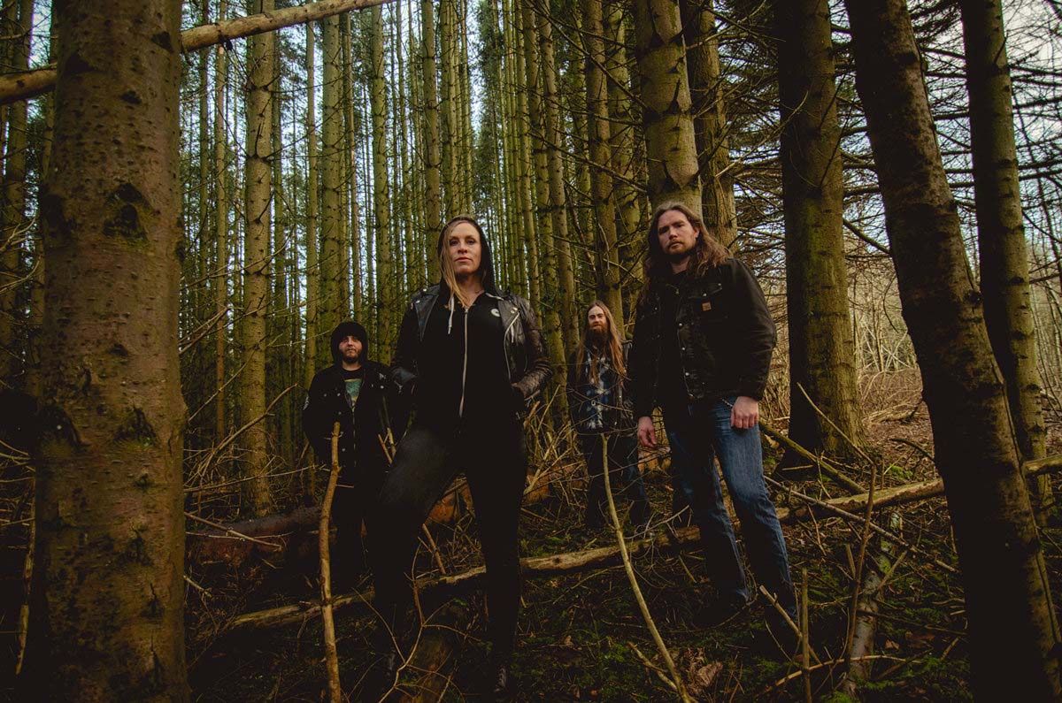 King Witch v posluh ponujajo najnovejši EP