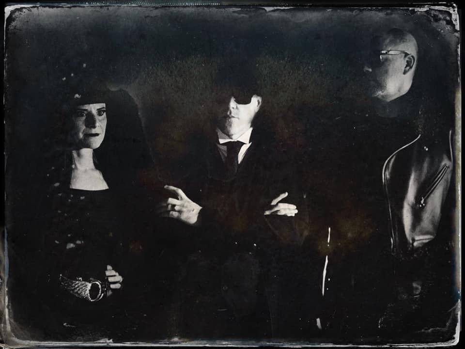 Sonsombre predstavljajo videospot za Revival