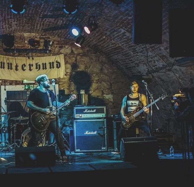 Trnovfest: Tidal Waves