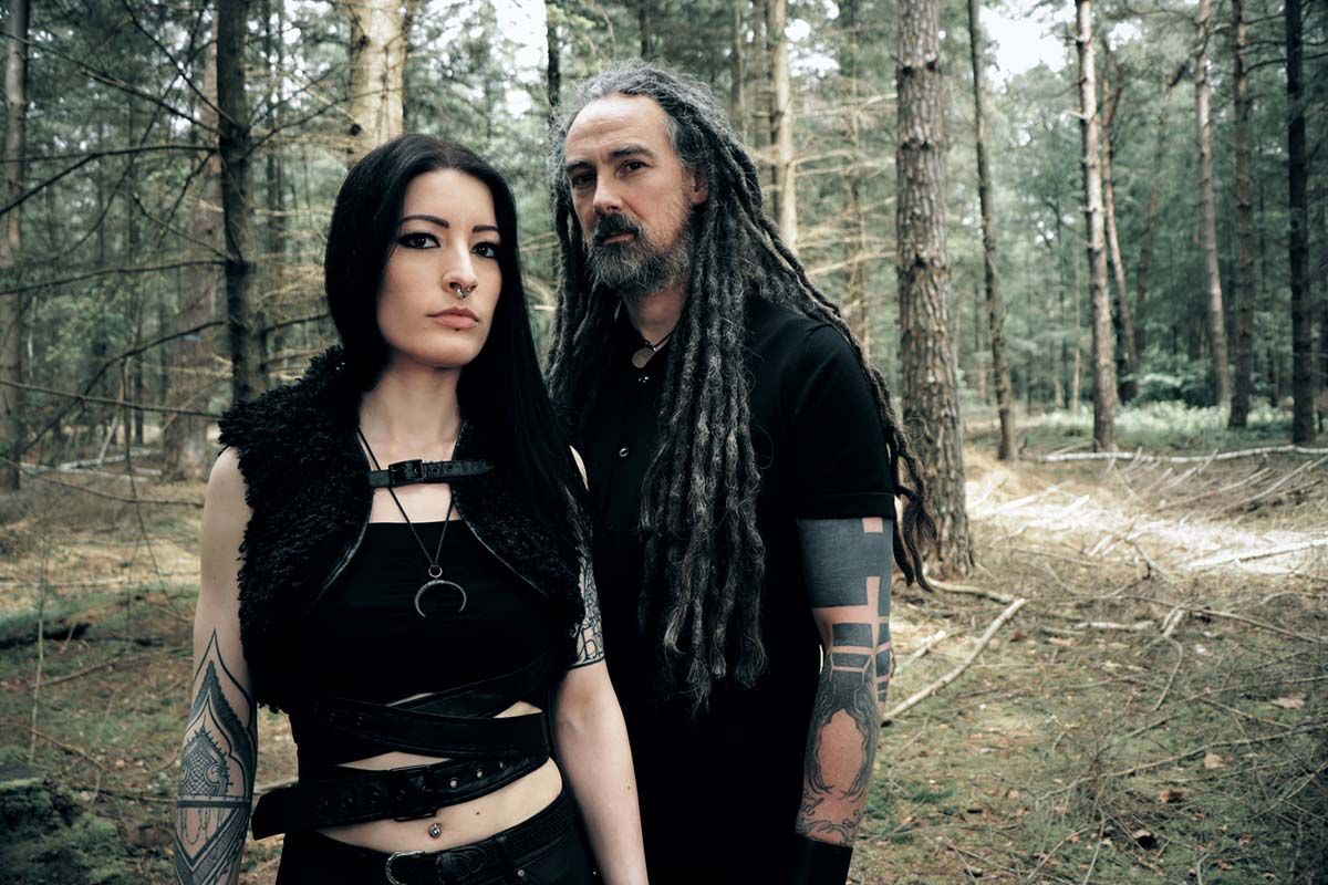 The Answer Lies In The Black Void z videospotom za nov single