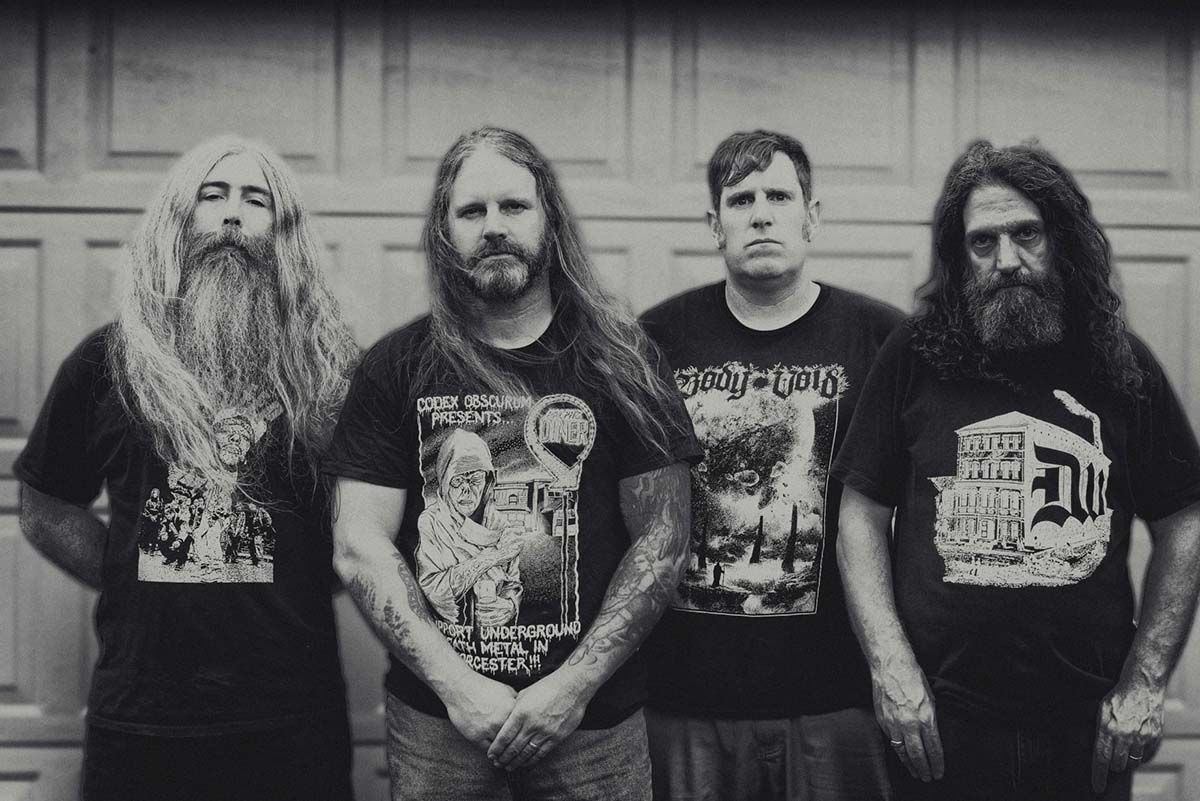 Come To Grief zapustil bassist Randy Larsen