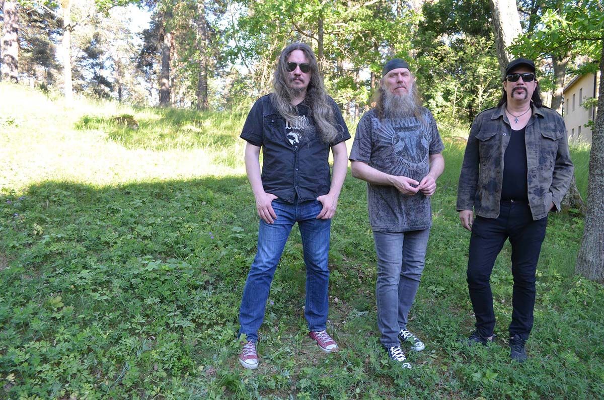 Count Raven dočakali izid šestega studijskega albuma