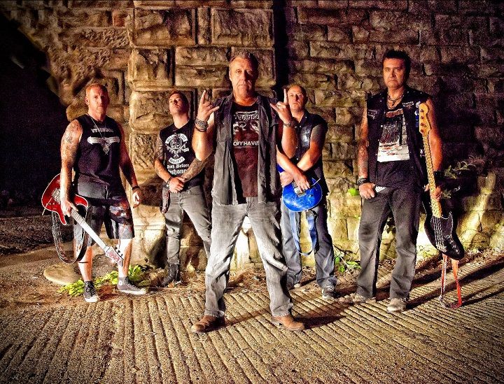 Tysondog objavili besedilni video za Cold Day In Hell