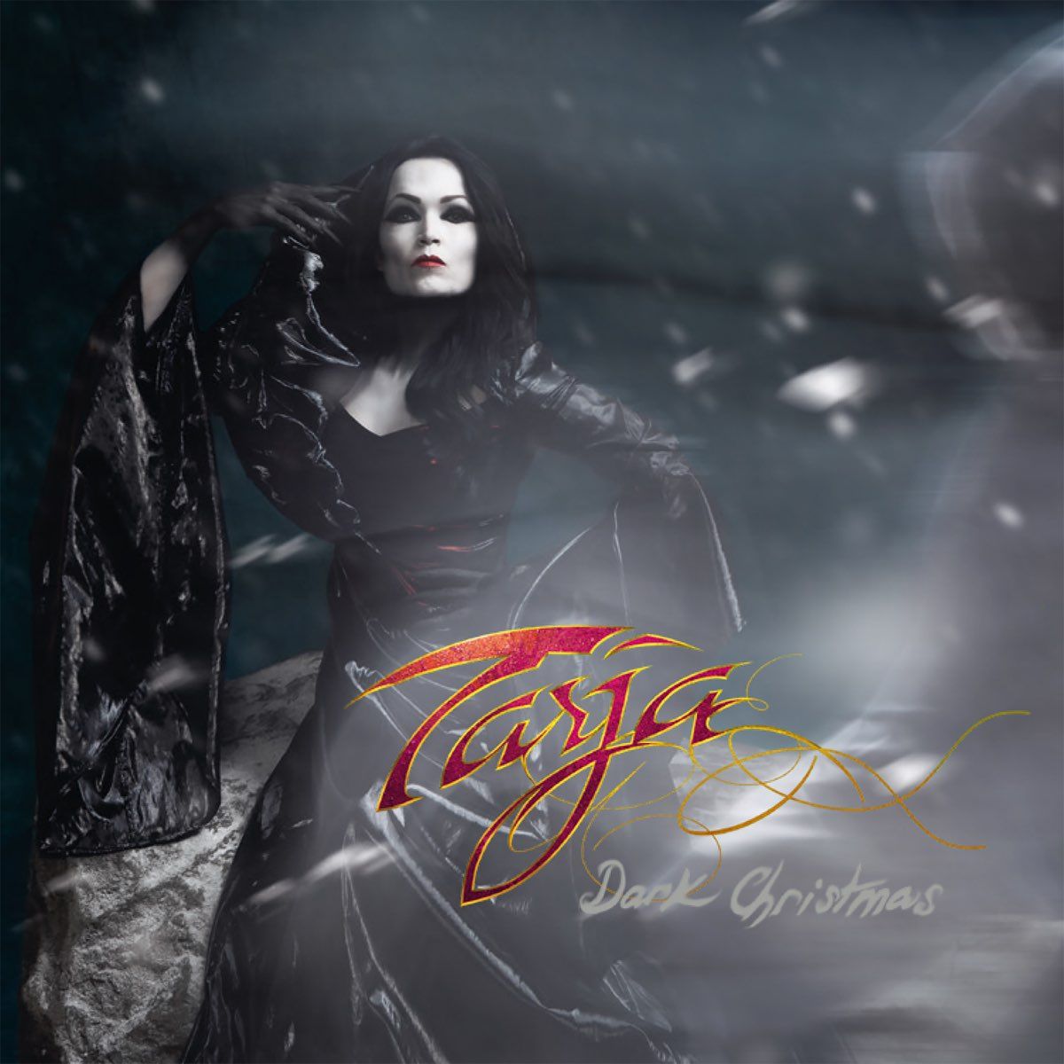Tarja kmalu s ploščkom Dark Christmas
