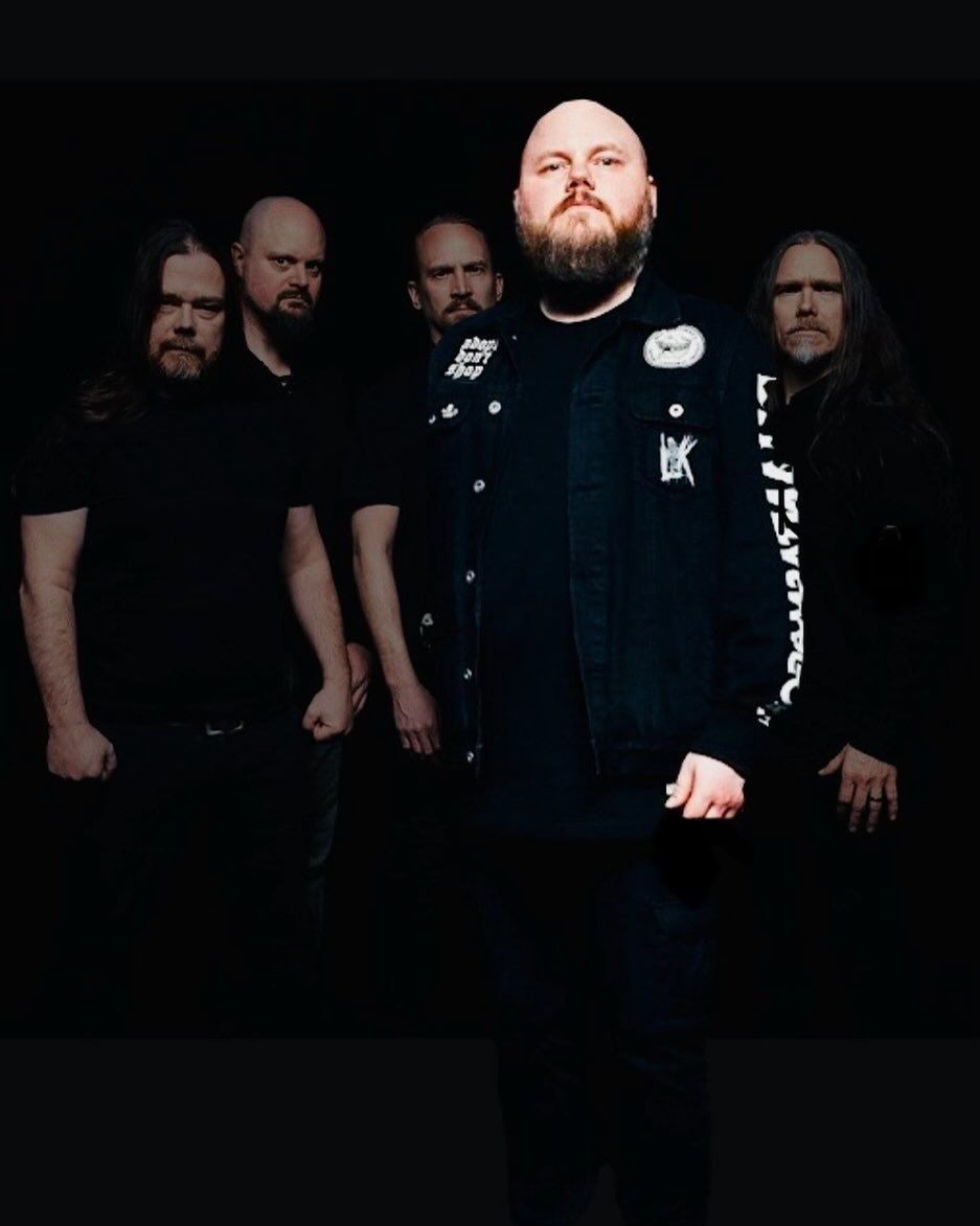 Darkane ostali brez vokalista