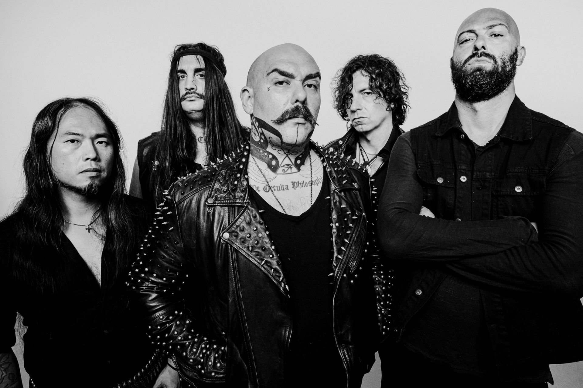 Caronte posneli video za Interstellar Snakes of Gold