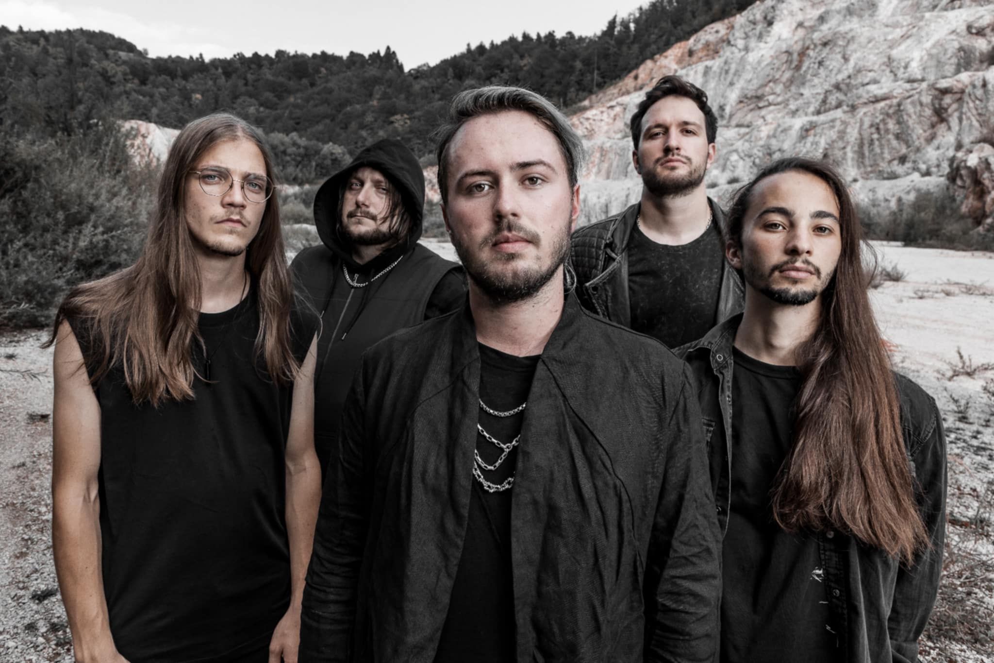 Hei’An izdali drugi album Kiss Our Ghosts Goodbye