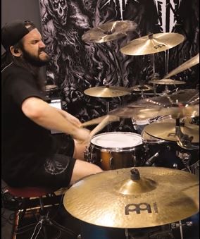 Spencer Moore se je pridružil Archspire