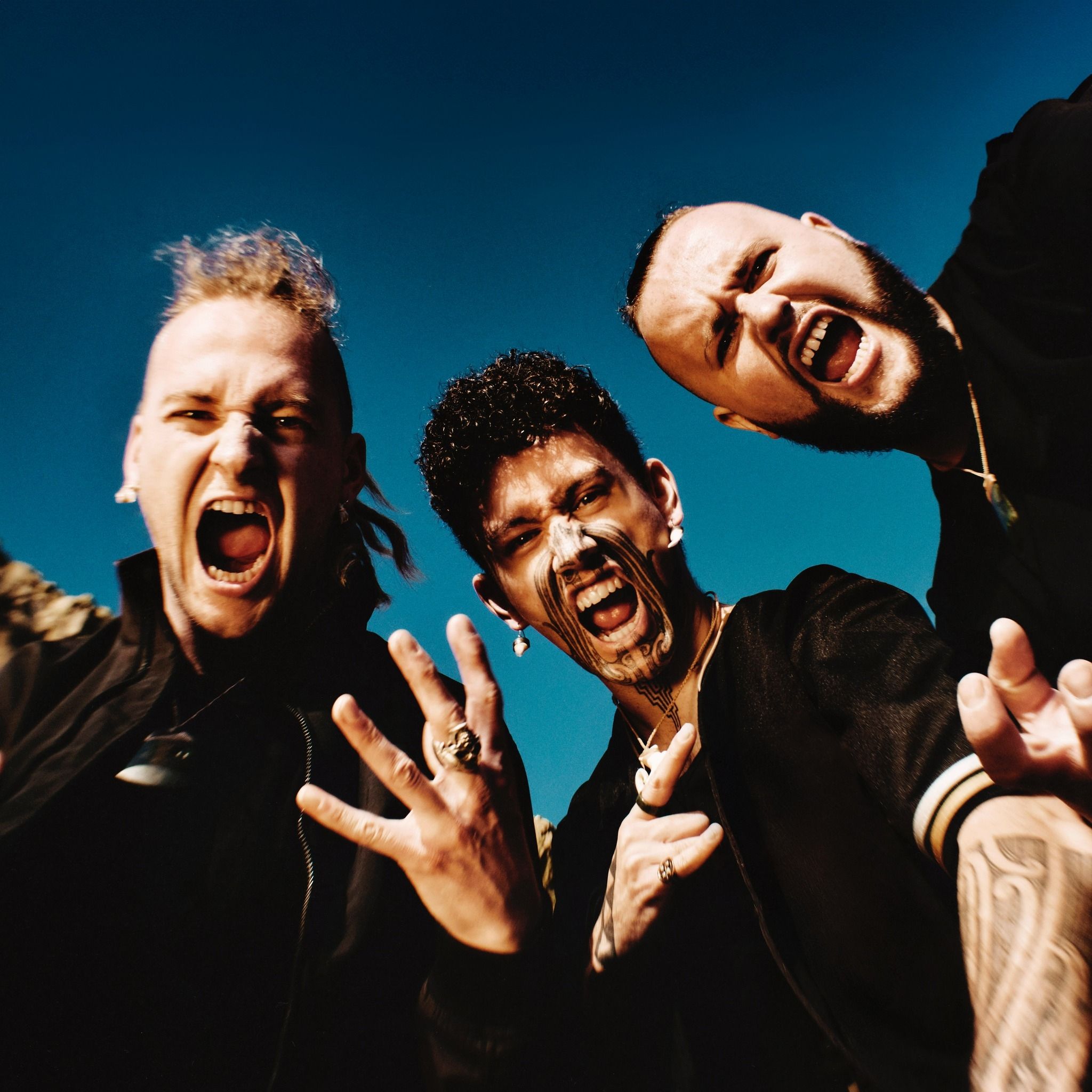 Randy Blyth sodeloval z Alien Weaponry