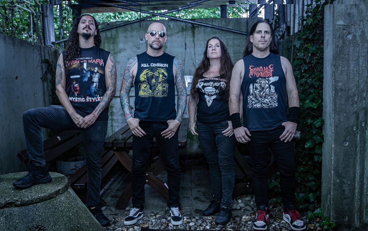 Gruesome izdali album Silent Echoes