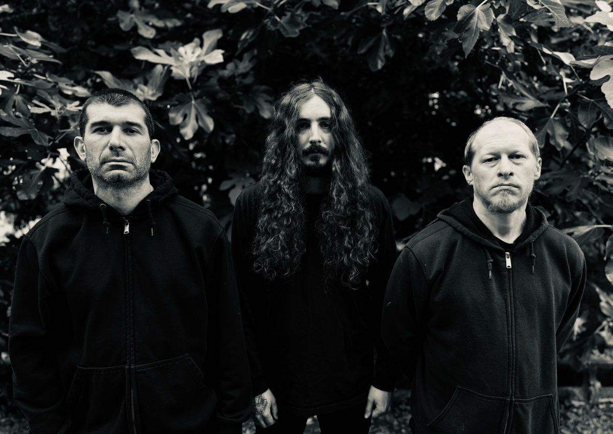 Prisluhnite tretjemu albumu skupine Tithe