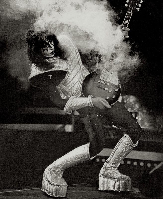 Za večno je odšel Ace Frehley
