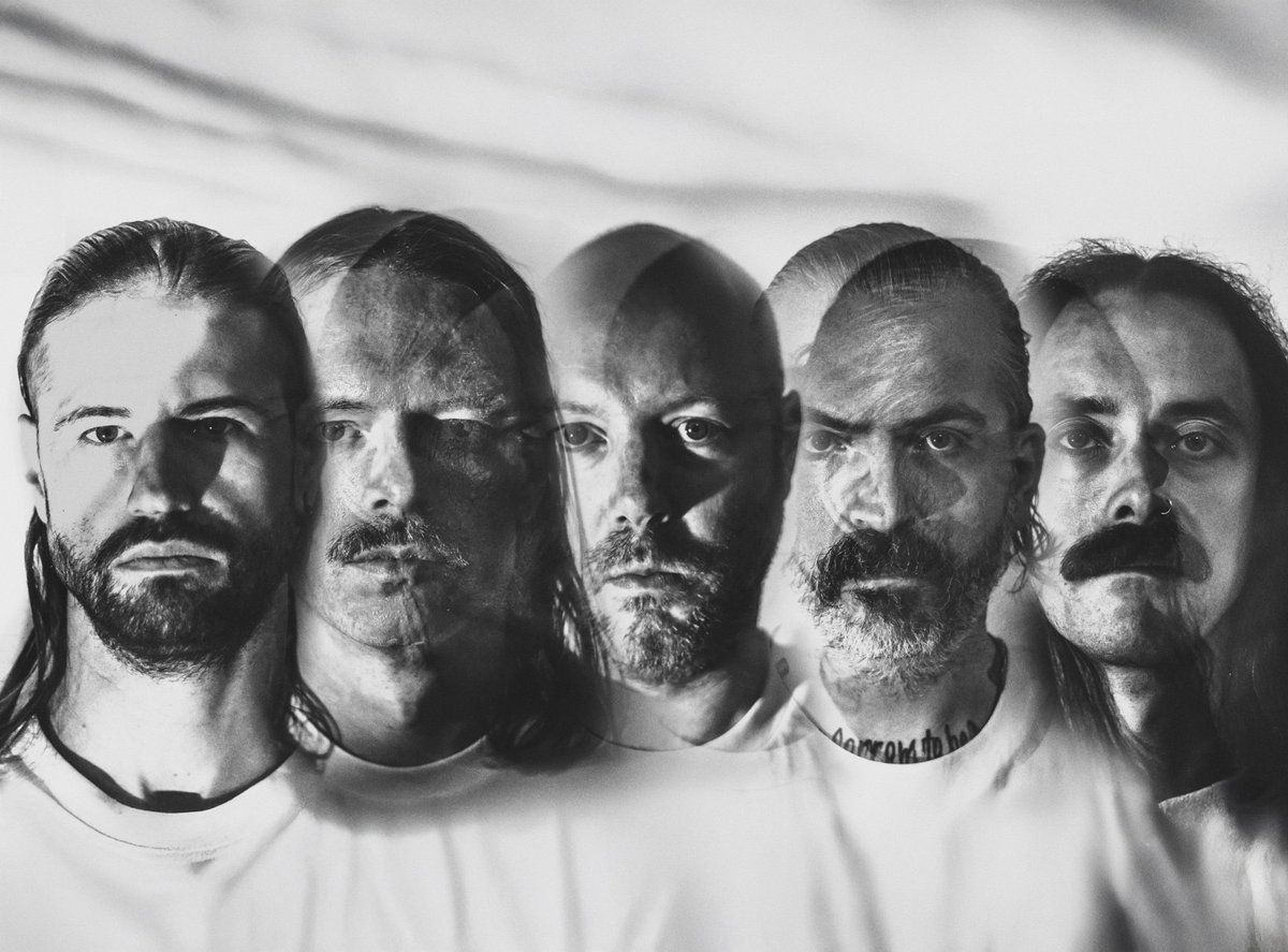 Ultha izdali peti album A Light So Dim