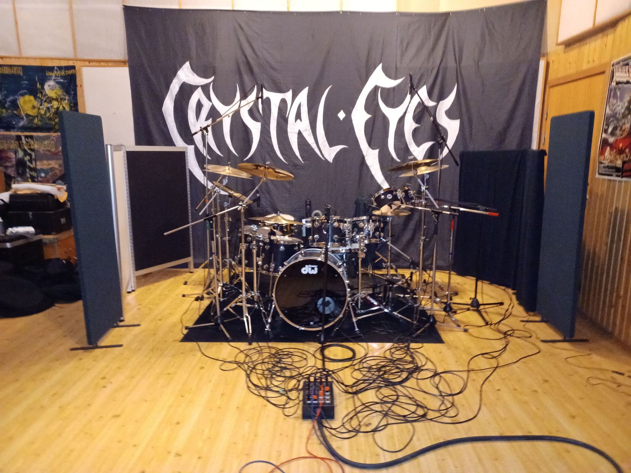 Crystal Eyes pripravljajo material za nov album