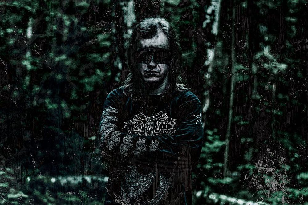 Poslušate lahko Dweller of Carcosa od Drunemeton