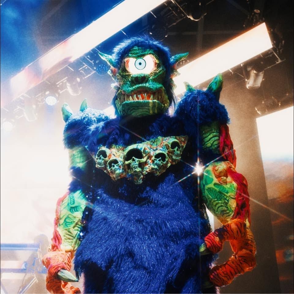 Mastodon so se s krajšim filmom poklonili Brentu Hindsu