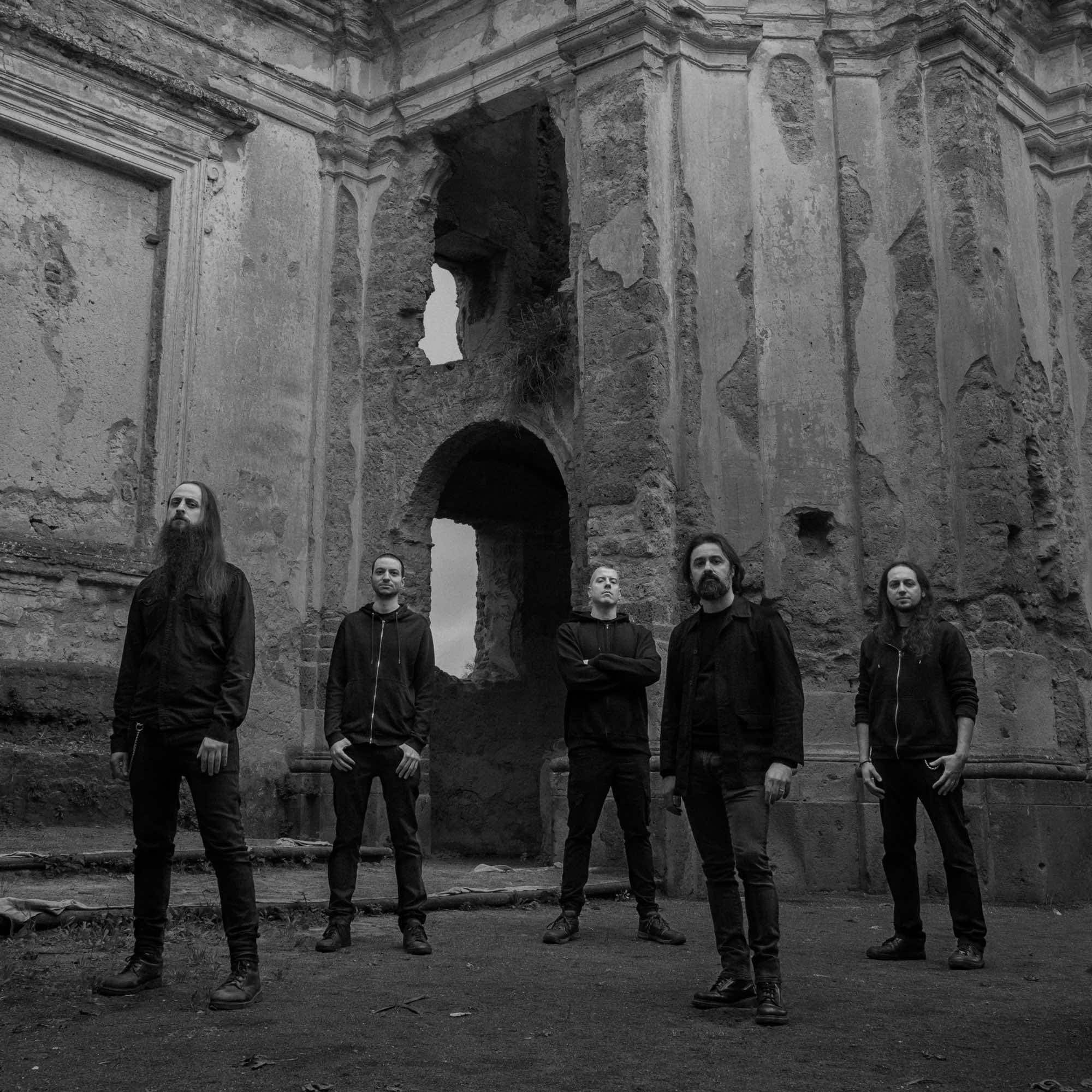Izšel je skupni album Shores Of Null in Convocation