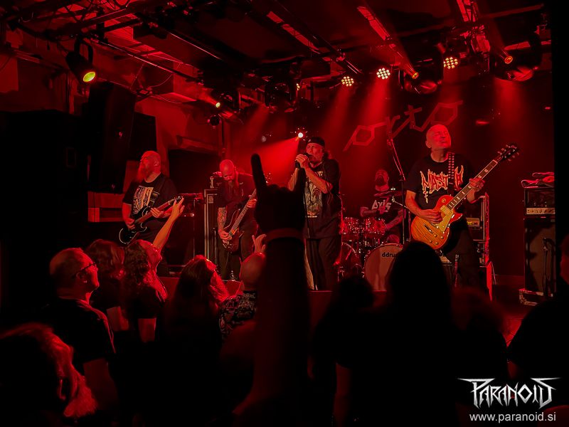 20260614_band02_SixFeetUnder_01.jpg